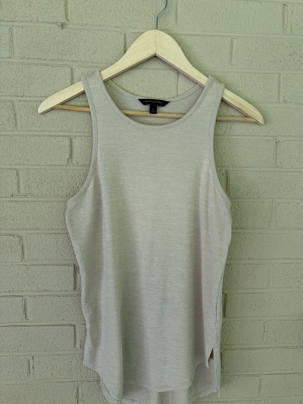Banana Republic Light Beige Ribbed Scoop-Neck Tank